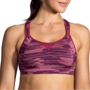 Brooks Rebound Racer Sports Bra Size 32 D New without tags